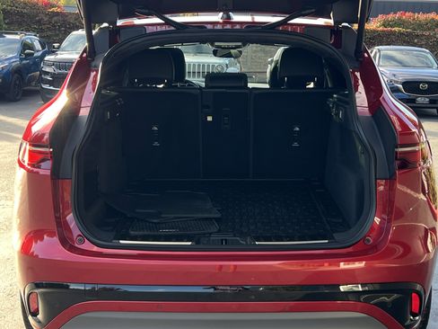 Certified 2025 Jaguar F-PACE R-Dynamic S image 15