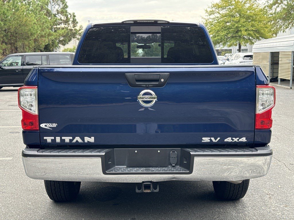 Used 2019 Nissan Titan SV AWD/4WD image 6