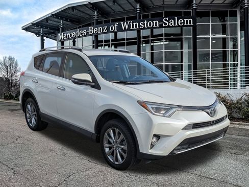 Used 2016 Toyota RAV4 Limited image 1
