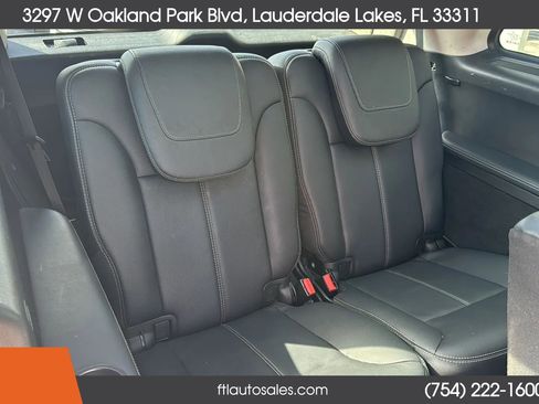 Used 2011 Mercedes-Benz GL 450 4MATIC image 40