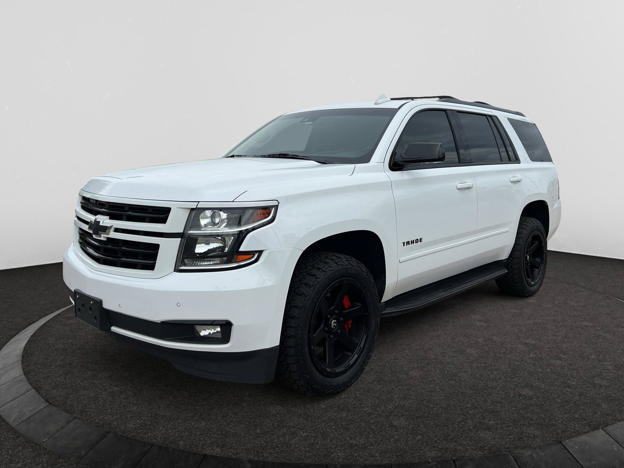 Used 2018 Chevrolet Tahoe Premier AWD/4WD image 2
