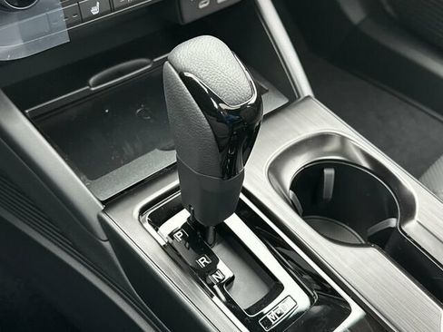 New 2026 Subaru Outback Limited AWD/4WD image 27