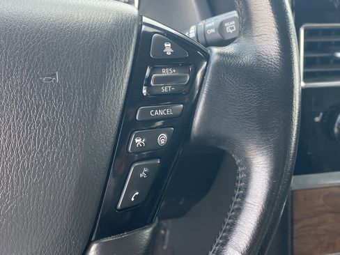 Used 2023 Nissan Armada SL image 28