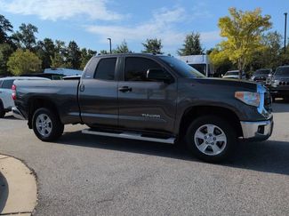 Used 2014 Toyota Tundra SR5 w/ SR5 Upgrade Package RWD video 1