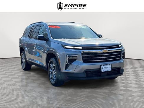 Used 2026 Chevrolet Traverse LT w/ Driver Confidence Package image 1