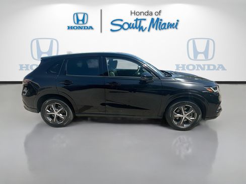 Used 2024 Honda HR-V EX-L image 8
