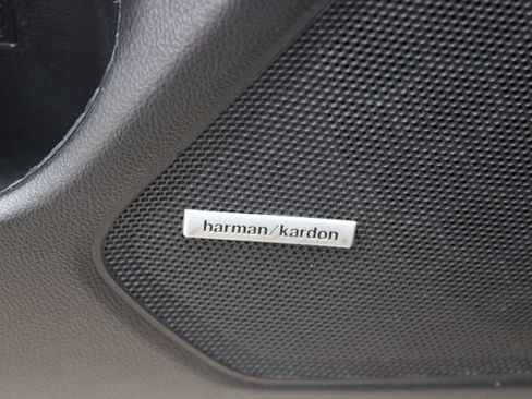 Used 2018 Subaru Outback 3.6R Limited image 14