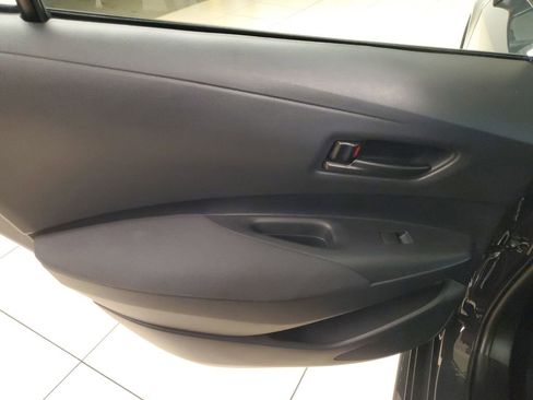 Used 2025 Toyota Corolla LE image 13