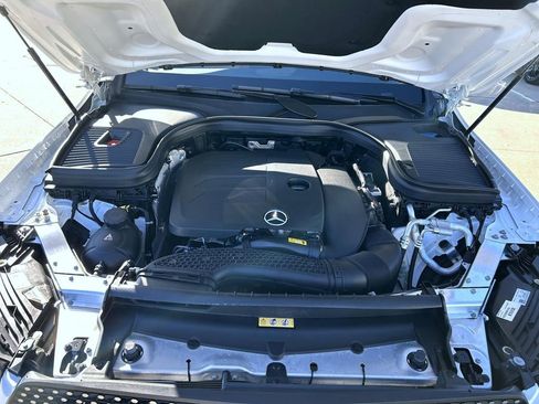 Used 2021 Mercedes-Benz GLC 300 4MATIC Coupe image 24