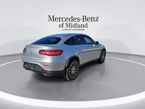 Used 2019 Mercedes-Benz GLC 300 4MATIC Coupe image 8