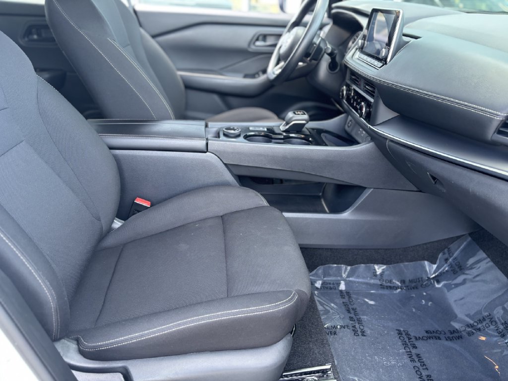 Used 2024 Nissan Rogue S AWD/4WD image 28