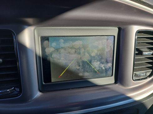 Used 2022 Dodge Charger SXT w/ Blacktop Package image 21