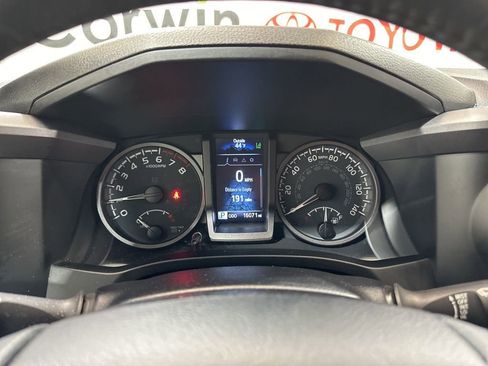 Used 2023 Toyota Tacoma TRD Sport image 27
