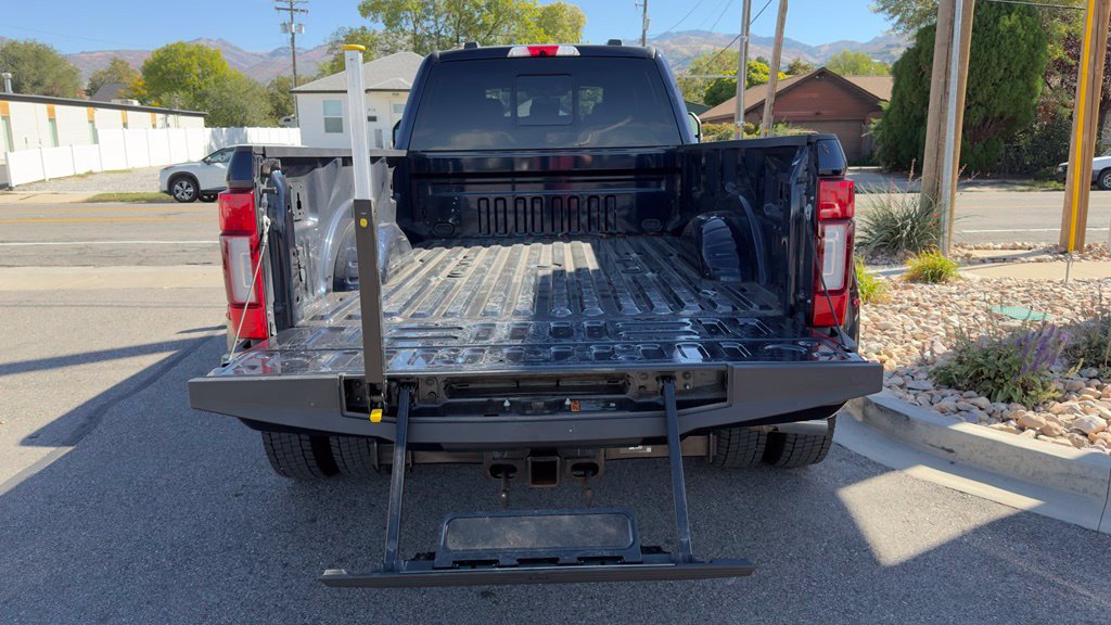 Used 2022 Ford F450 Platinum AWD/4WD image 9