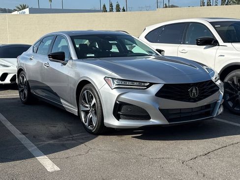 Used 2025 Acura TLX w/ Technology Package FWD image 2