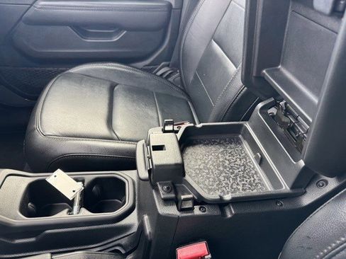 Used 2023 Jeep Wrangler Unlimited Sahara image 22