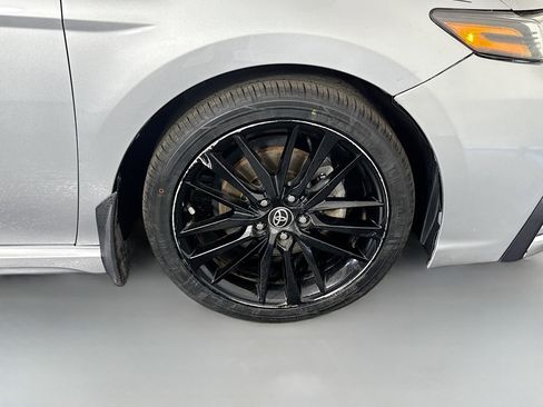 Used 2022 Toyota Camry XSE image 32
