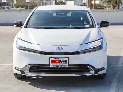 New 2026 Toyota Prius Plug-In Hybrid image 3