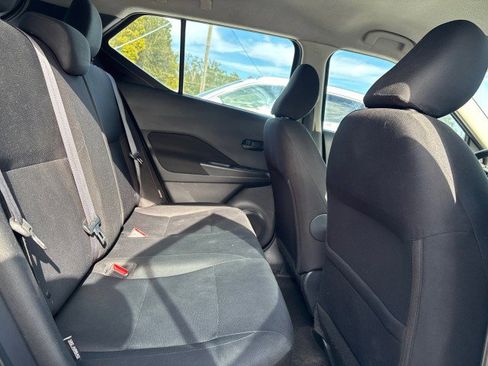 Used 2024 Nissan Kicks S image 12