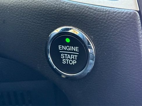 Used 2022 Ford Edge SEL image 28