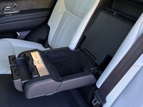 Used 2023 Land Rover Range Rover Sport First Edition AWD/4WD image 18