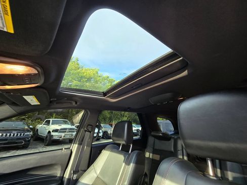 Used 2021 Dodge Durango R/T w/ Tow 'N Go Package AWD/4WD image 29