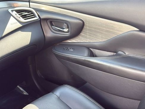 Used 2017 Nissan Murano Platinum w/ Platinum Technology Package image 30