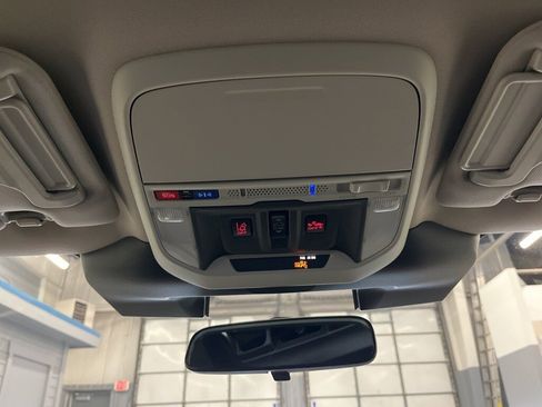 Certified 2024 Subaru Forester Limited image 27