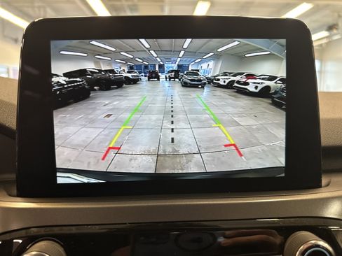 Used 2023 Ford Escape Active image 32