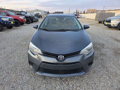 Used 2014 Toyota Corolla LE image 2
