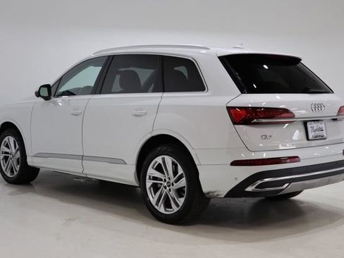 Used 2024 Audi Q7 3.0T Premium Plus AWD/4WD image 5