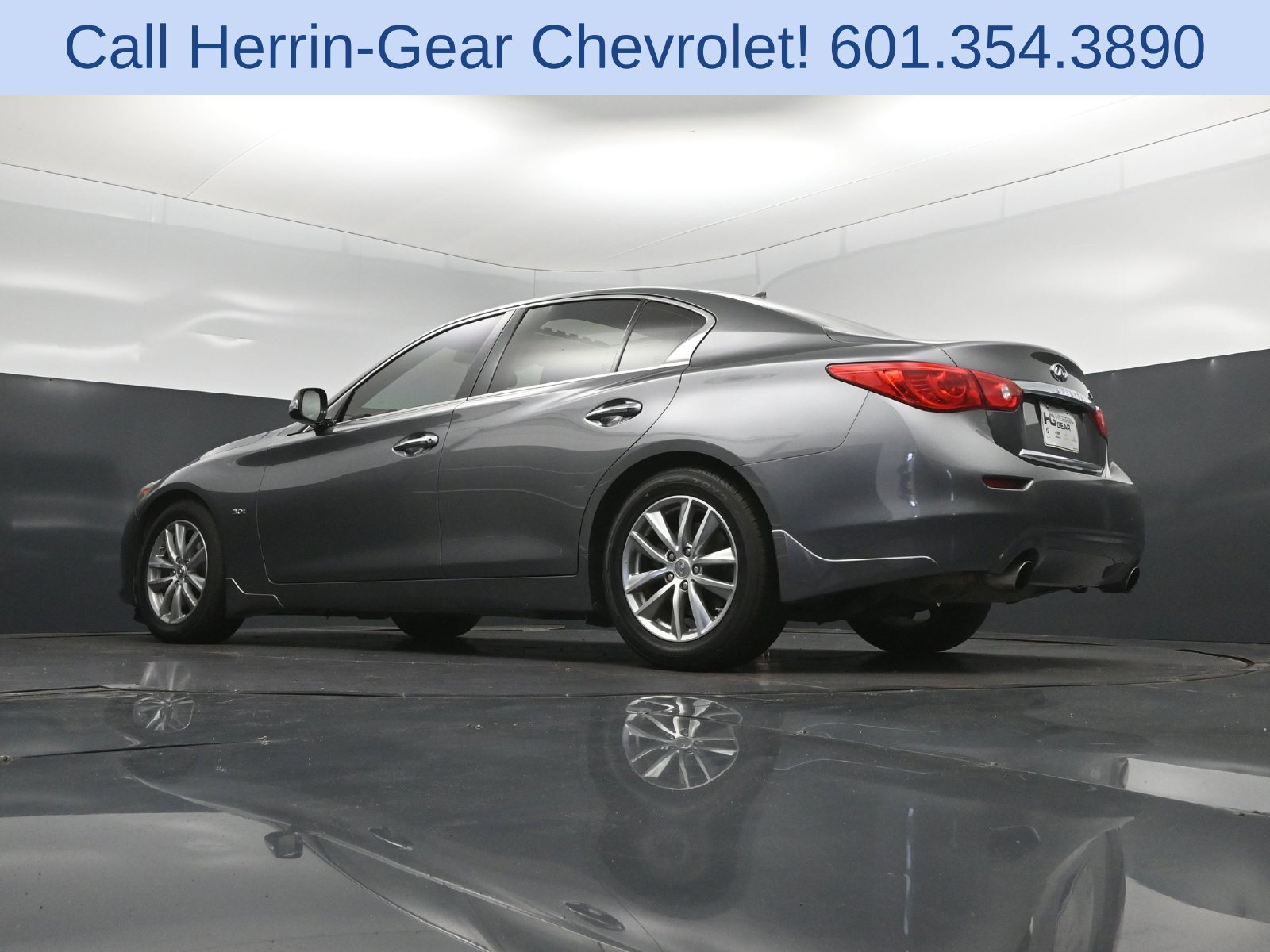 Used 2017 INFINITI Q50 3.0t Premium w/ 3.0T Premium Plus Package RWD image 40