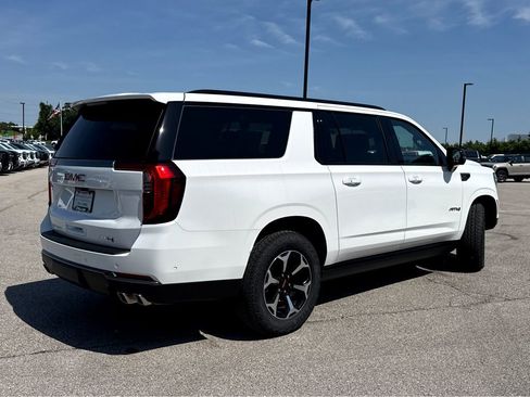 New 2026 GMC Yukon XL AT4 w/ AT4 Premium Plus Package AWD/4WD image 2