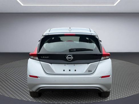 Used 2024 Nissan Leaf SV Plus FWD image 6