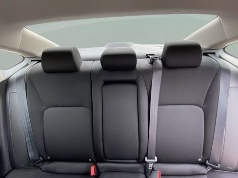 Used 2022 Honda Civic EX image 11