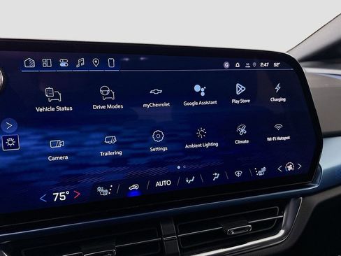 New 2026 Chevrolet Equinox EV LT image 15