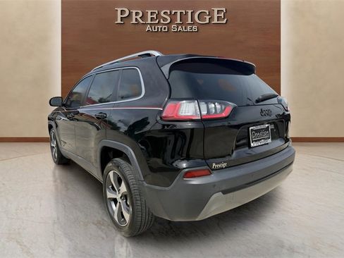 Used 2019 Jeep Cherokee Limited image 17