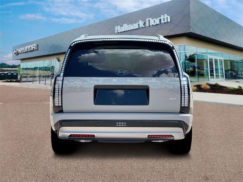 New 2026 Hyundai Ioniq 9 Limited image 6