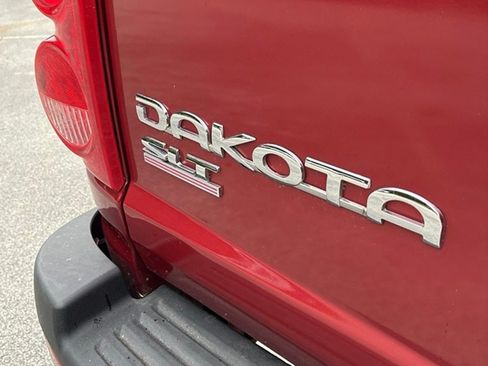 Used 2007 Dodge Dakota SLT w/ Trailer Tow Group AWD/4WD image 14