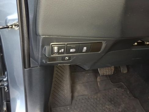 Certified 2024 Toyota Corolla Cross AWD Hybrid image 27