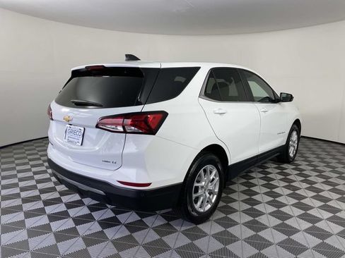 Used 2024 Chevrolet Equinox LT AWD/4WD image 9
