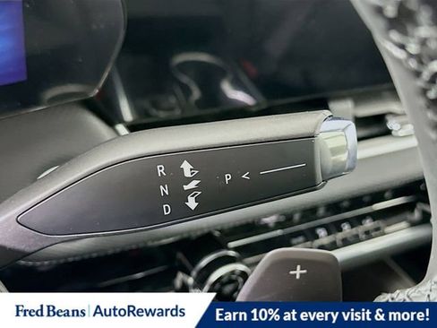 New 2026 Chevrolet Equinox LT image 12