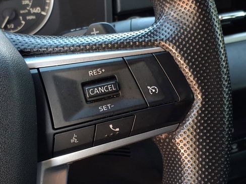 Used 2022 Mitsubishi Outlander ES image 25