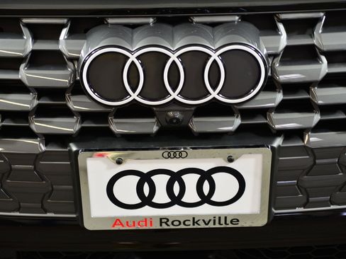 New 2025 Audi Q5 Premium Plus image 16