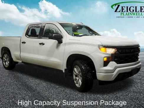 Used 2022 Chevrolet Silverado 1500 Custom image 4
