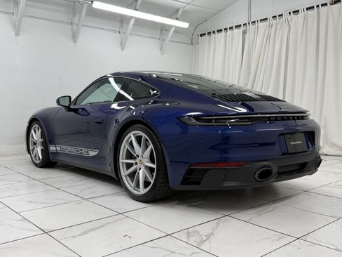 Used 2024 Porsche 911 Carrera GTS RWD image 3