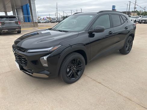 New 2026 Chevrolet Trax ACTIV FWD image 23