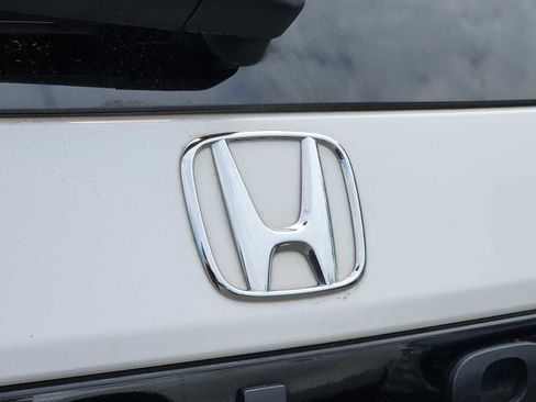 Certified 2023 Honda Pilot TrailSport image 31