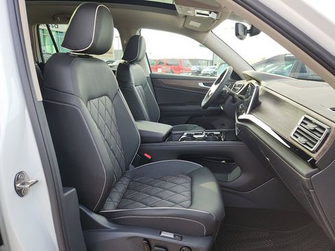 New 2026 Volkswagen Atlas SEL Premium R-Line image 15