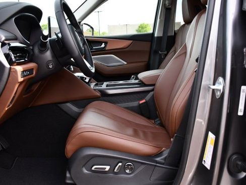 Certified 2026 Acura MDX FWD w/ Technology Package image 13